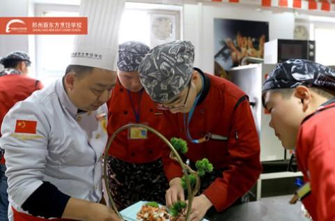 郑州新东方：学西餐厨师怎么样，发展前途如何呢